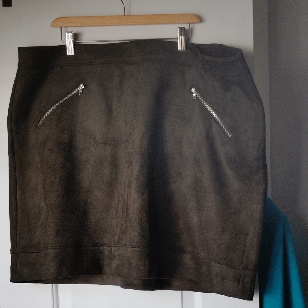 LOFT Dark Brown Pencil Skirt with Zipper Accents